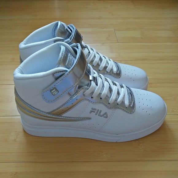 -NEW- Fila Vulcan 13 Anodized Sneakers 7 - Picture 2 of 16